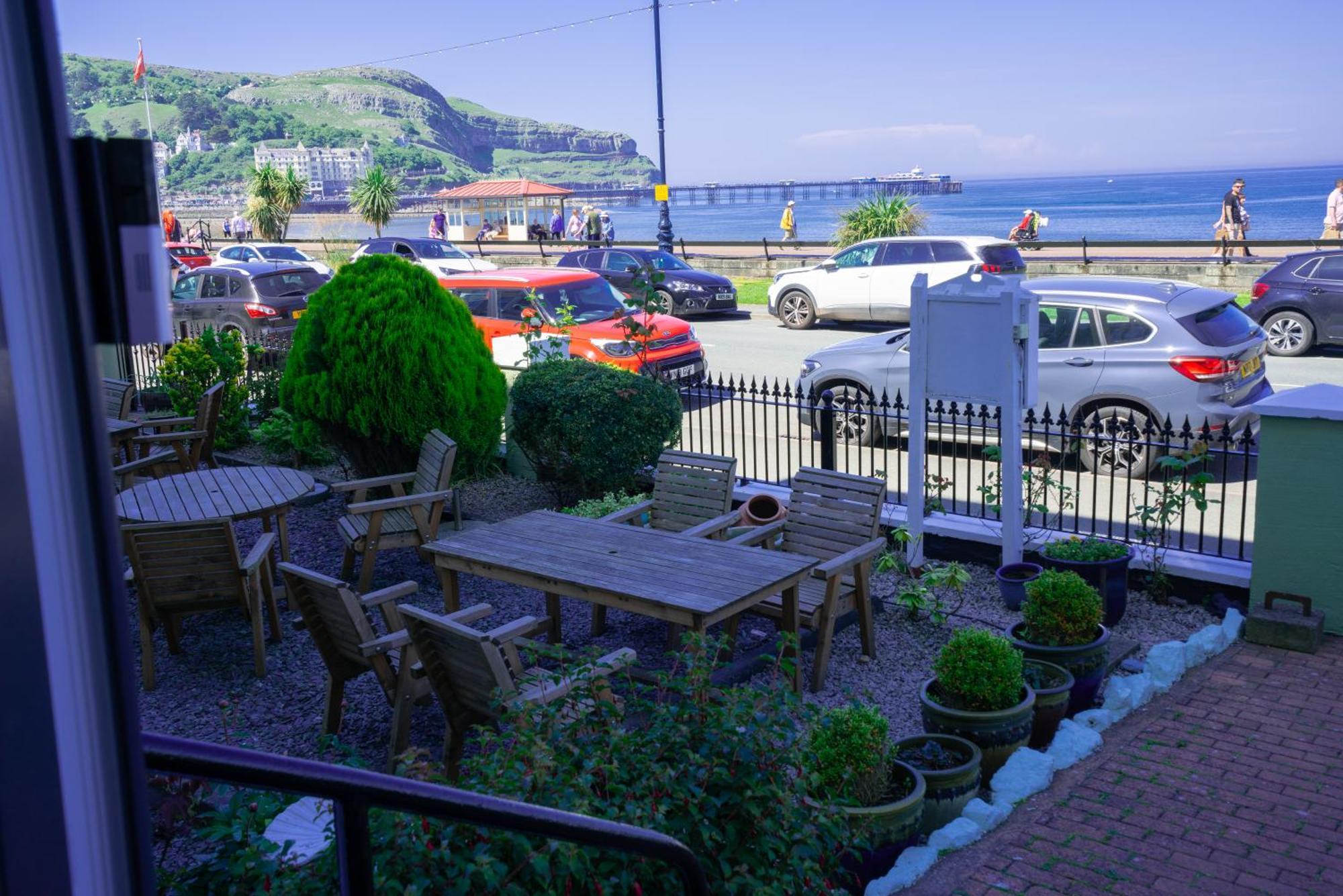 The Central Hotel Llandudno Kültér fotó